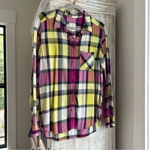 AE Boyfriend Shirt - M